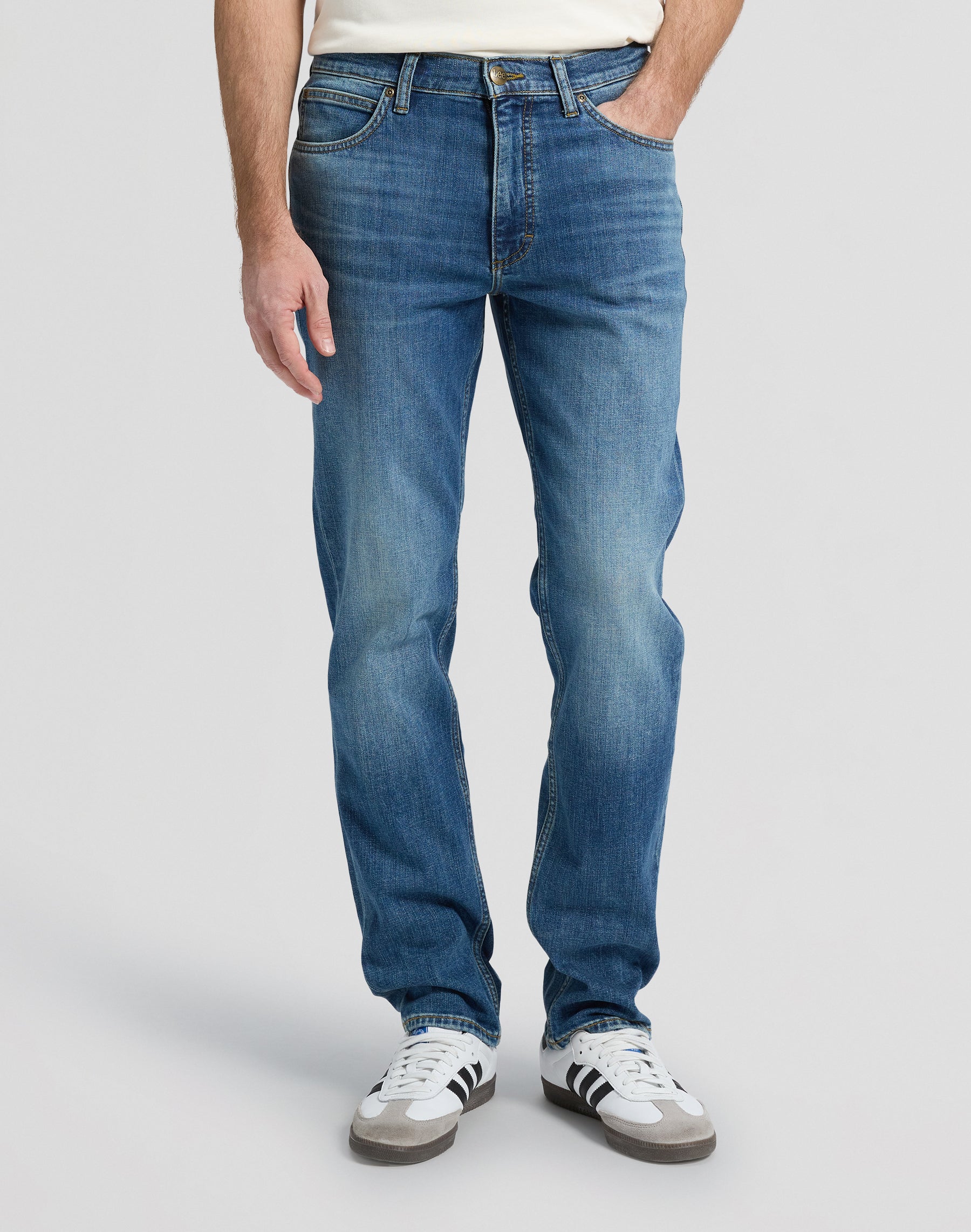 Rider in Ocean Blue Jeans Lee