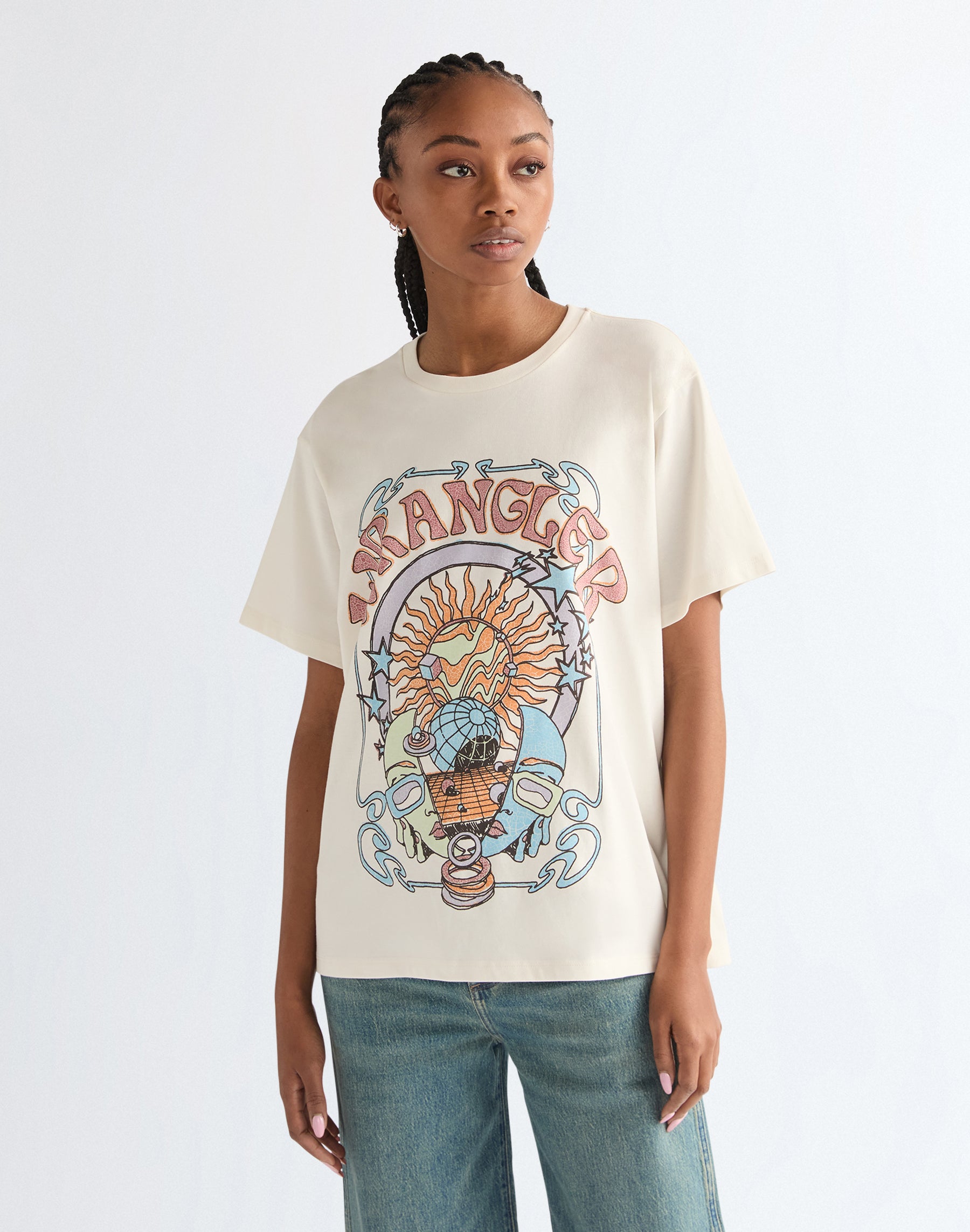 Girlfriend Tee in Worn White T-Shirts Wrangler