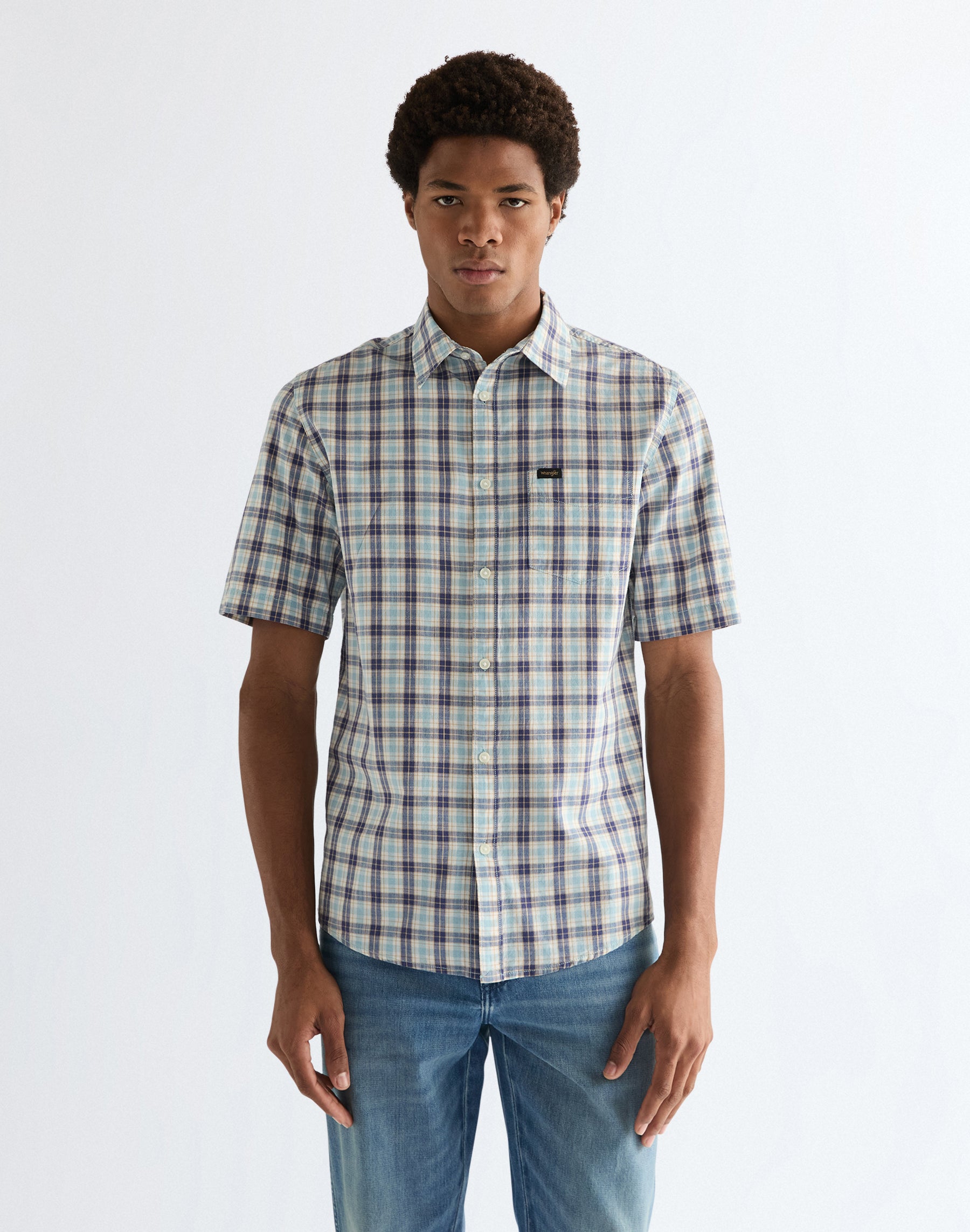 Shortsleeve 1 Pocket Shirt in Forget Me Not Hemden Wrangler