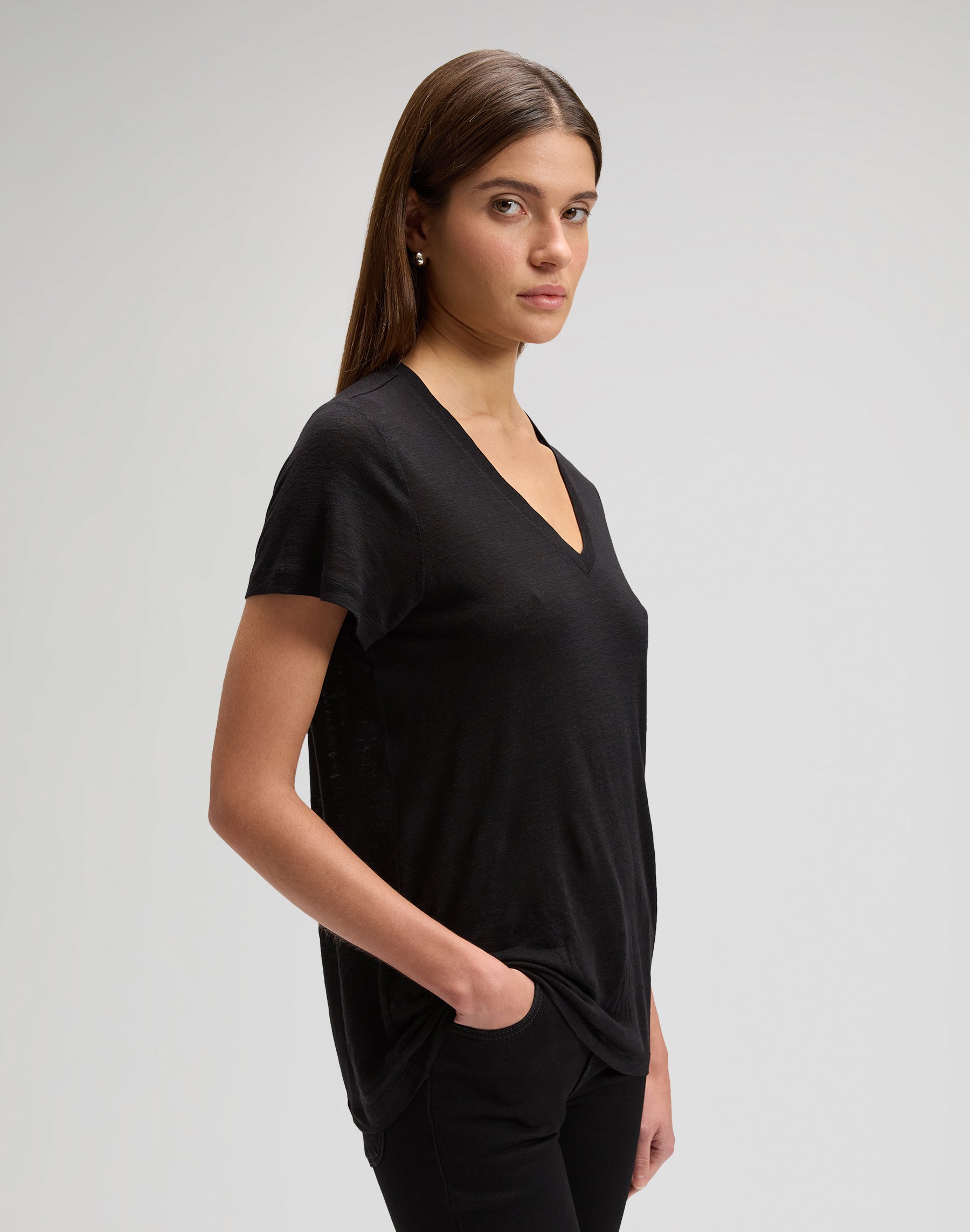 V Neck Tee in Black