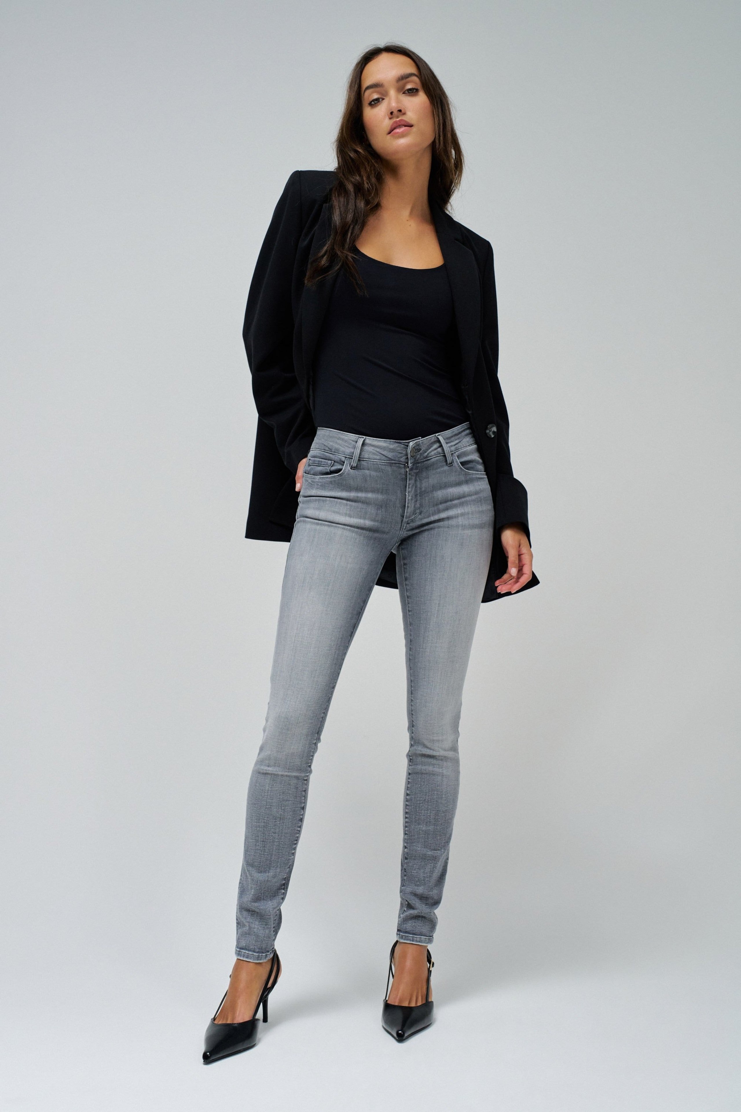 Wonder Skinny Push-Up in Dark Grey Jeans Salsa Jeans