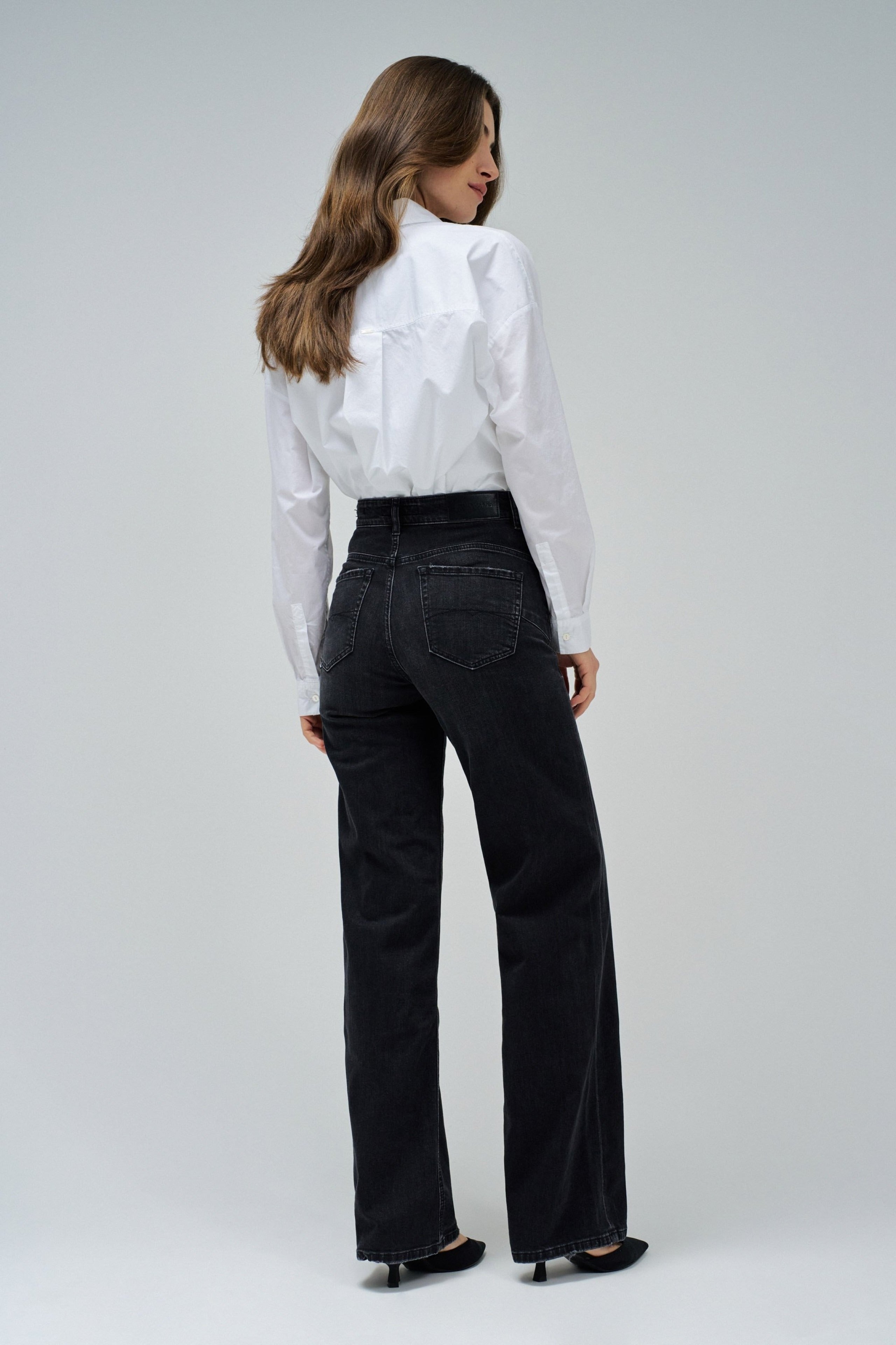 Faith Wide in Black Jeans Salsa Jeans