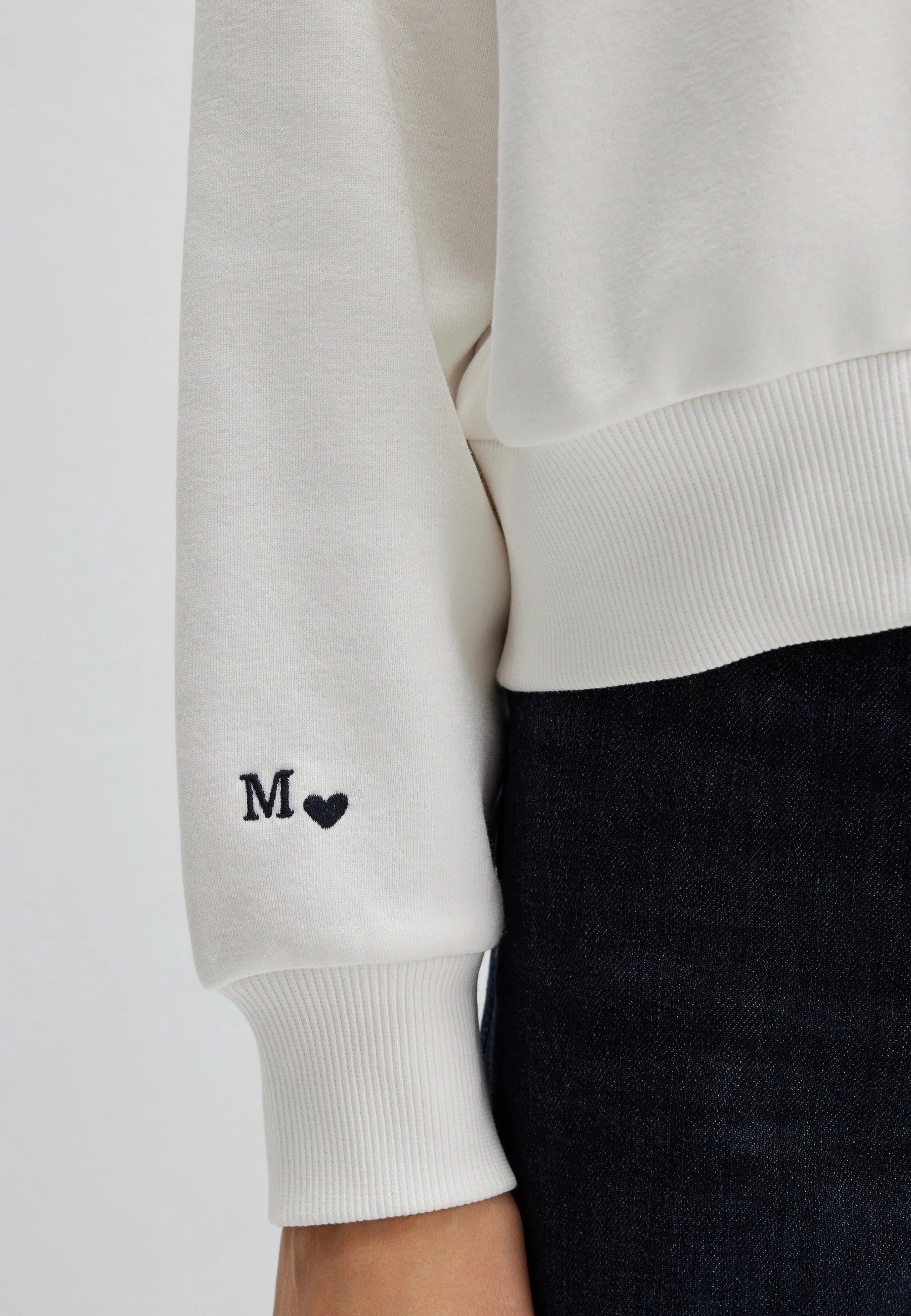 Crew Neck Sweatshirt in Antique White