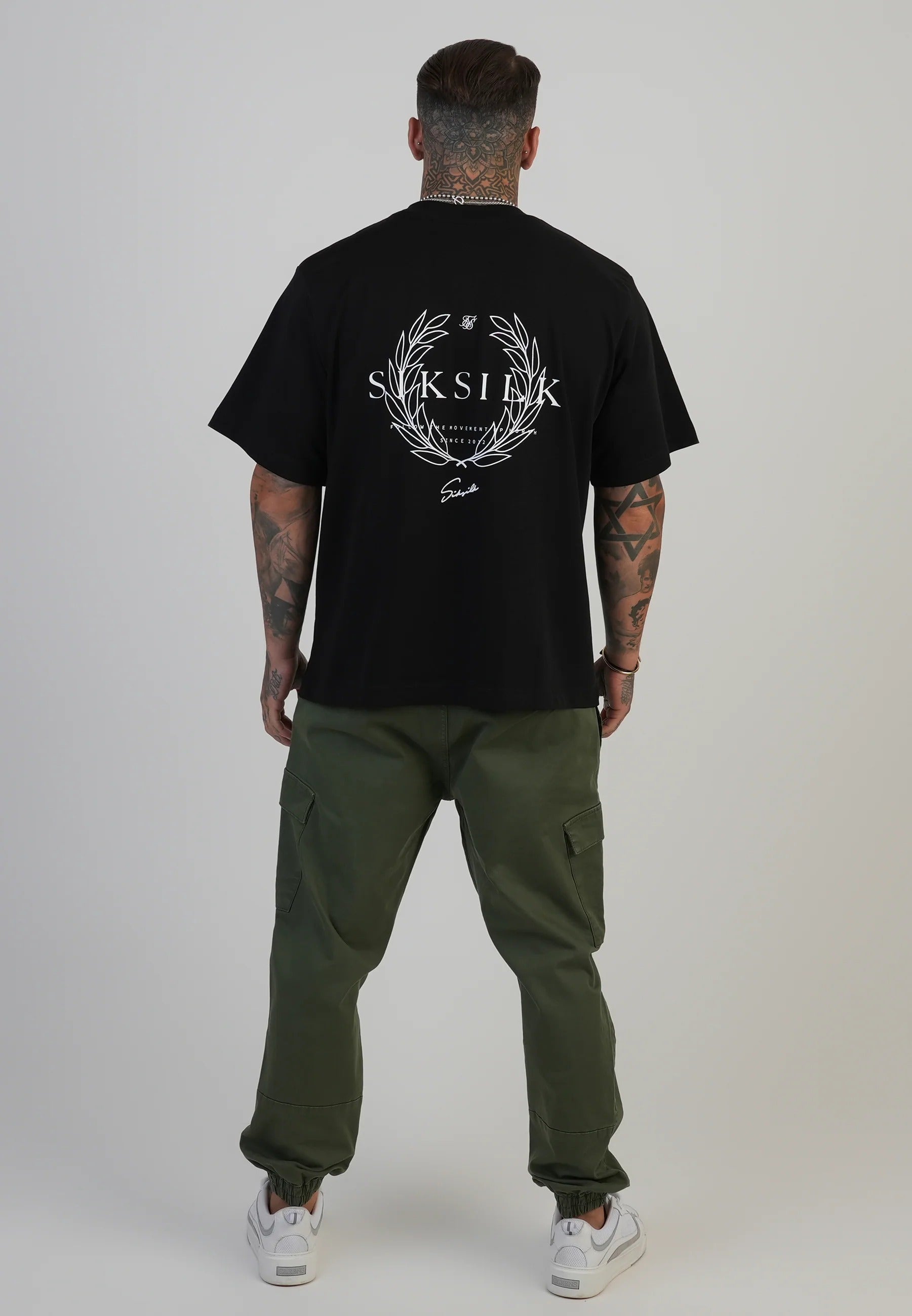 Slim Fit Cargos in Khaki Green Hosen SikSilk