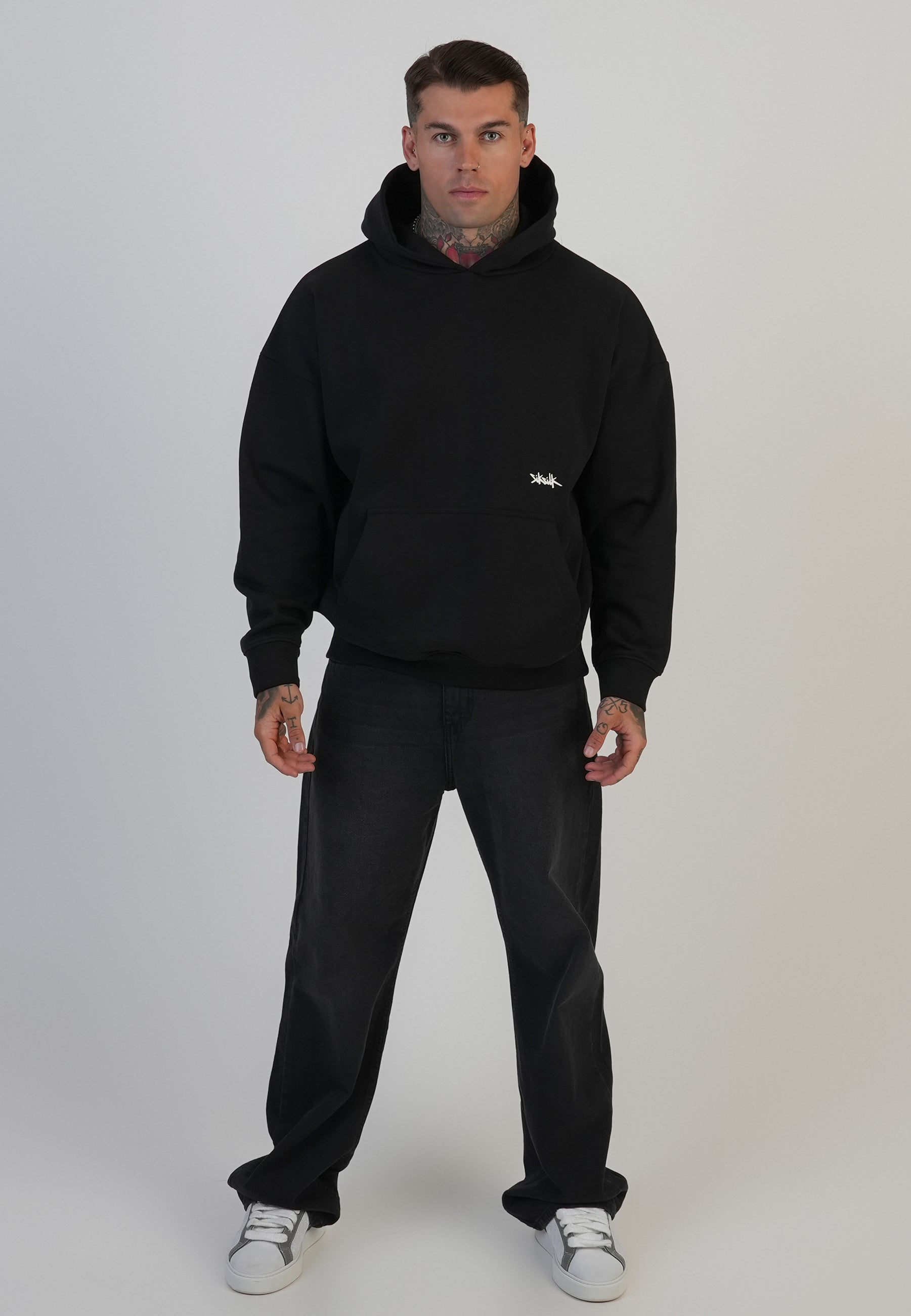 Graphic Hoodie in Black Kapuzenpullover SikSilk