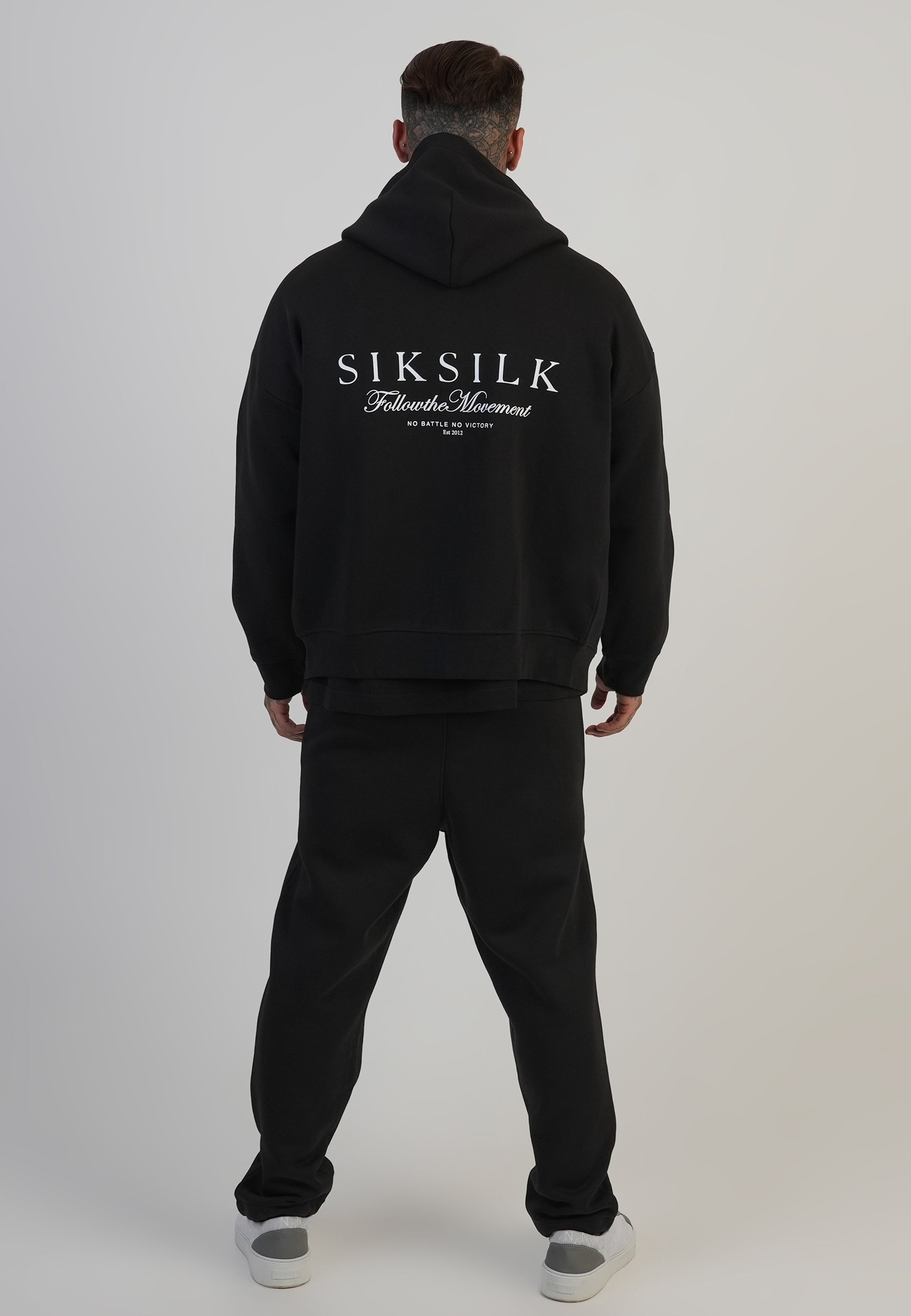 Track Pants in Black Hosen SikSilk