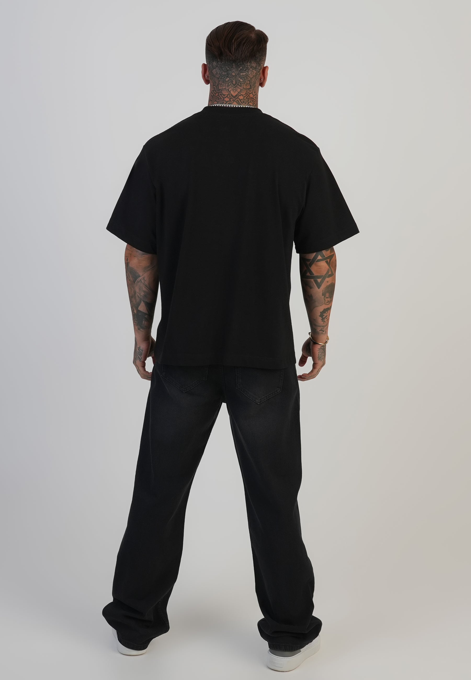Logo T-Shirt in Black T-Shirts SikSilk