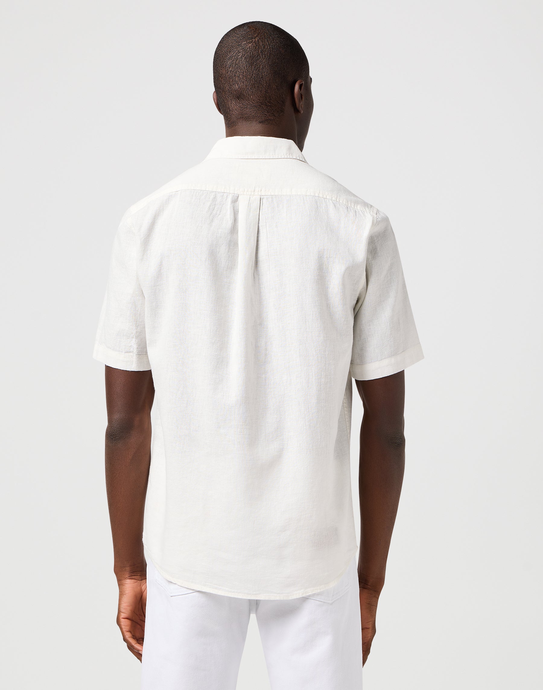 Ss 1 Pkt Shirt in White Hemden Wrangler