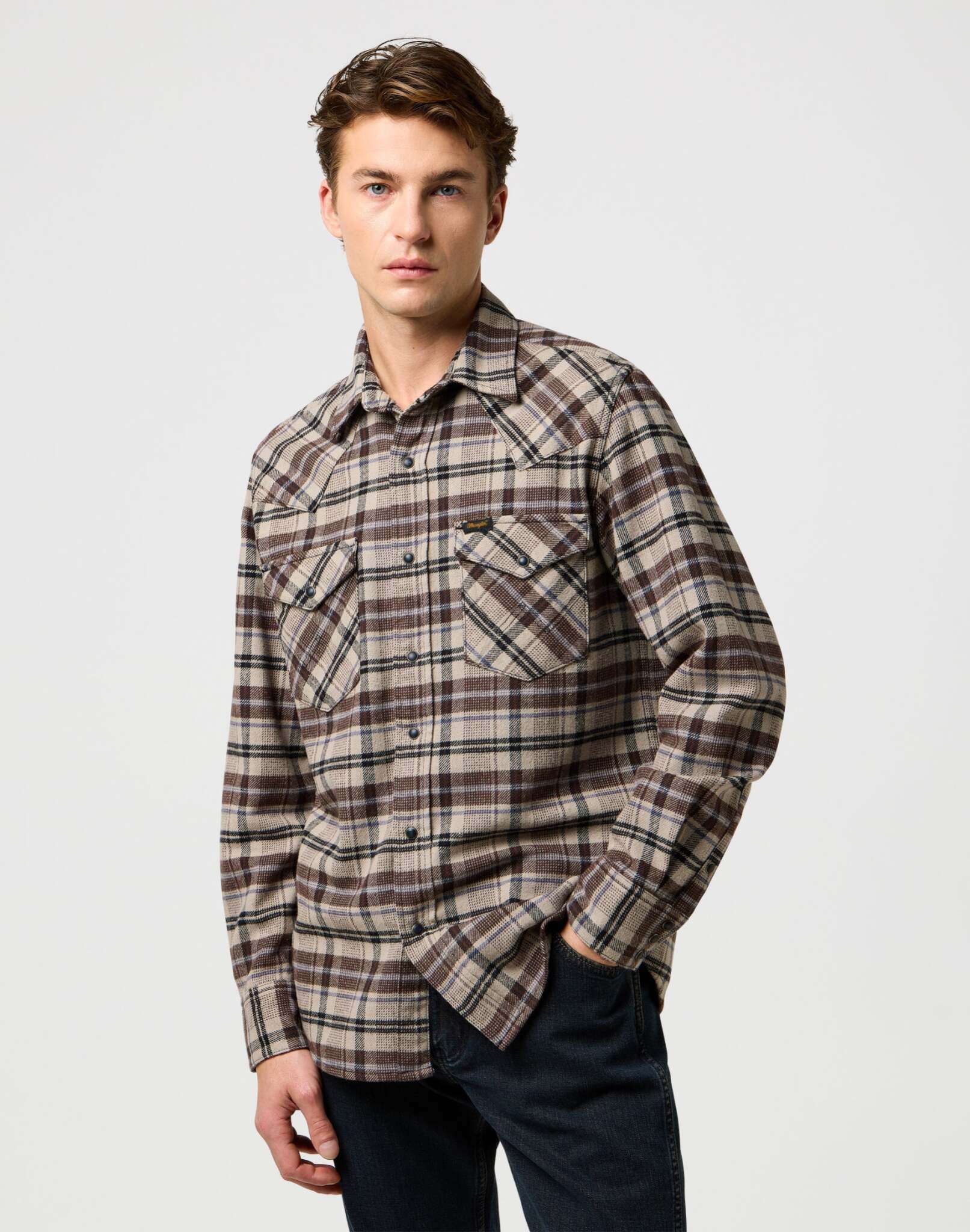 Western Shirt in Rich Black Hemden Wrangler