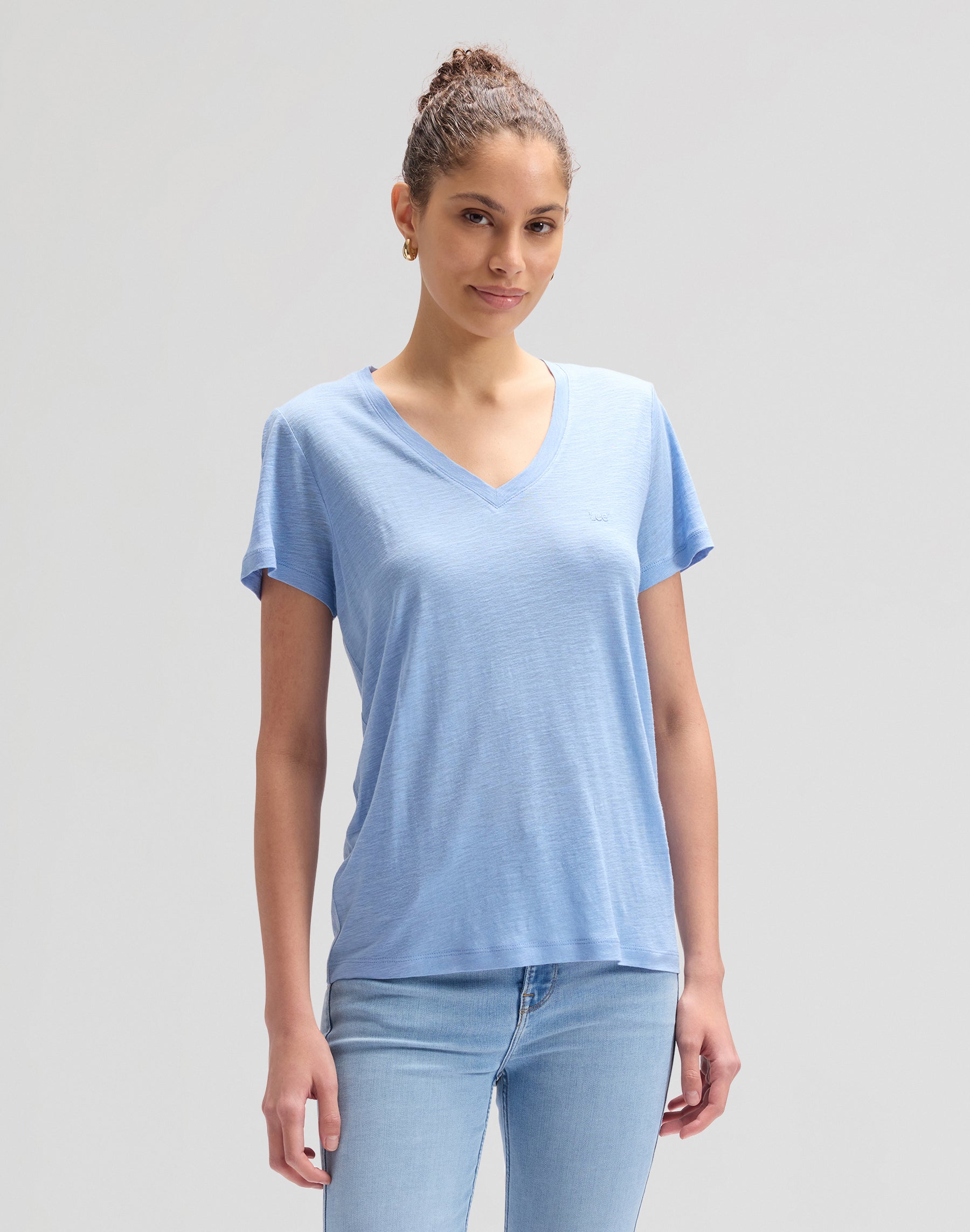 V Neck Tee in Halogen