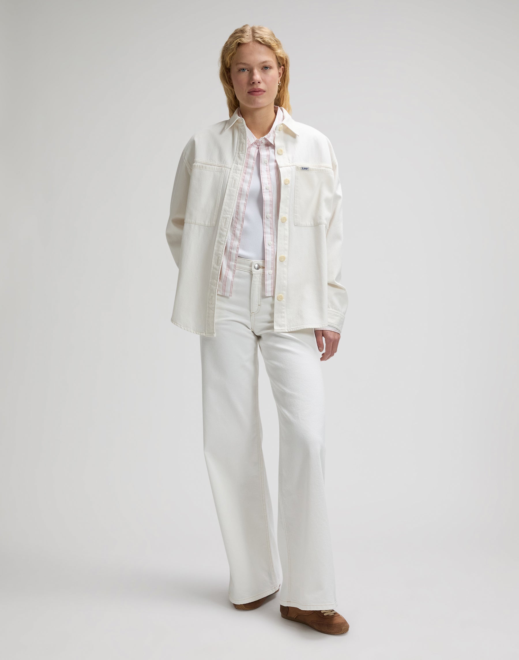 Utility Overshirt in Powder White Hemden Lee