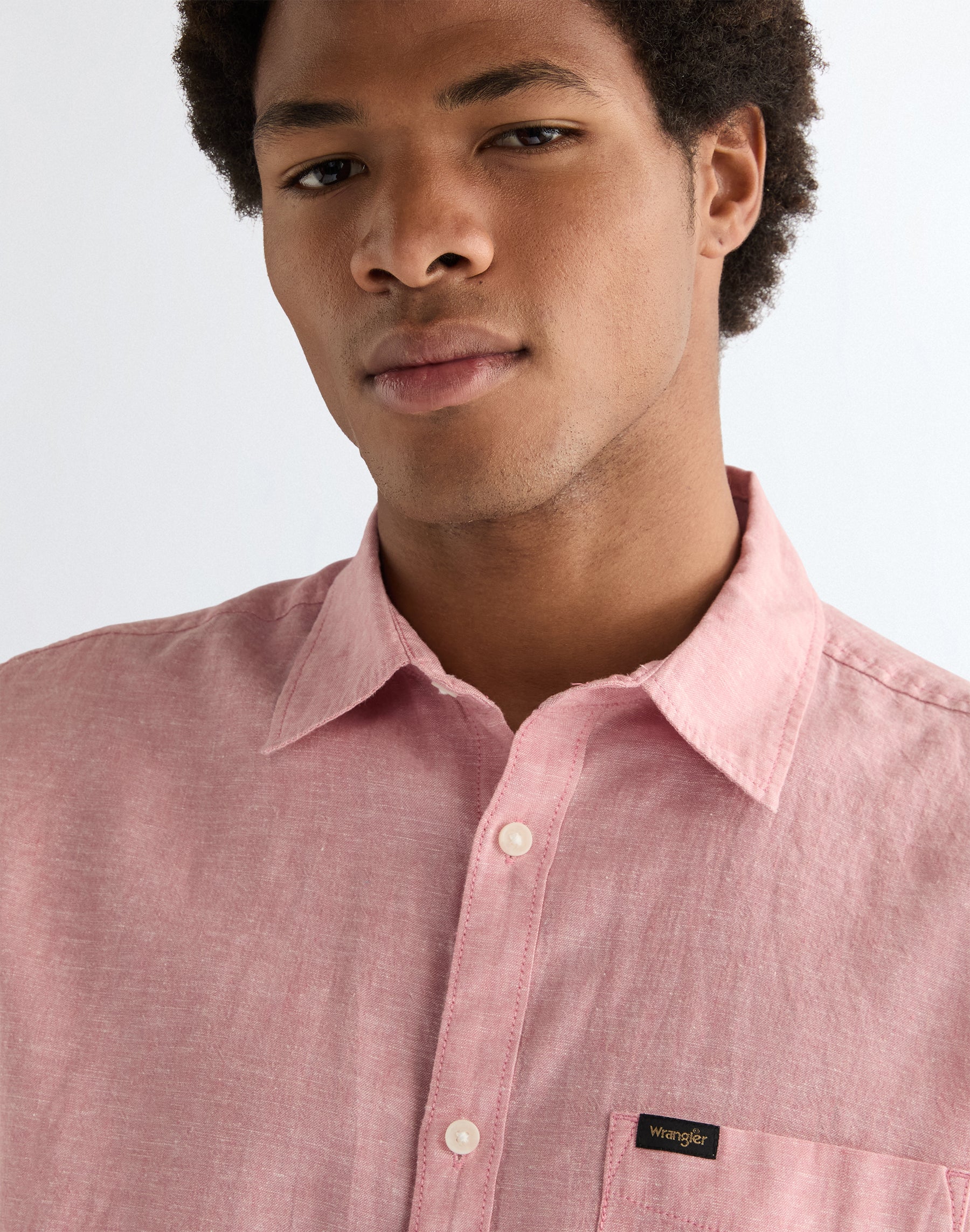 Shortsleeve 1 Pocket Shirt in Dusty Rose Hemden Wrangler