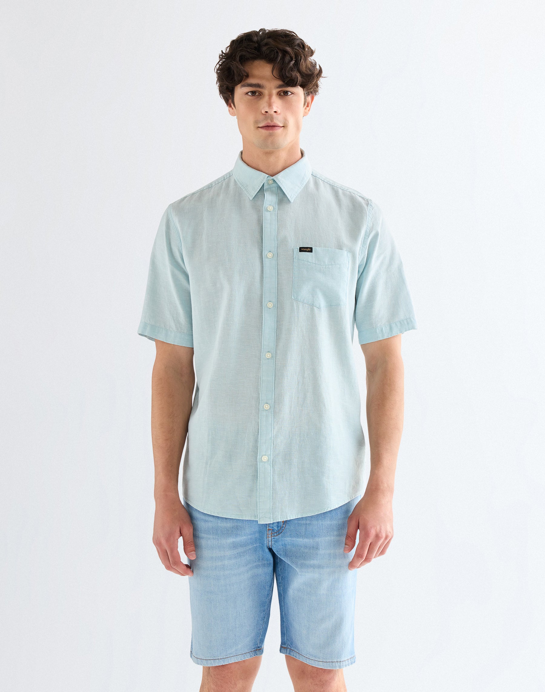 Shortsleeve 1 Pocket Shirt in Forget Me Not Hemden Wrangler