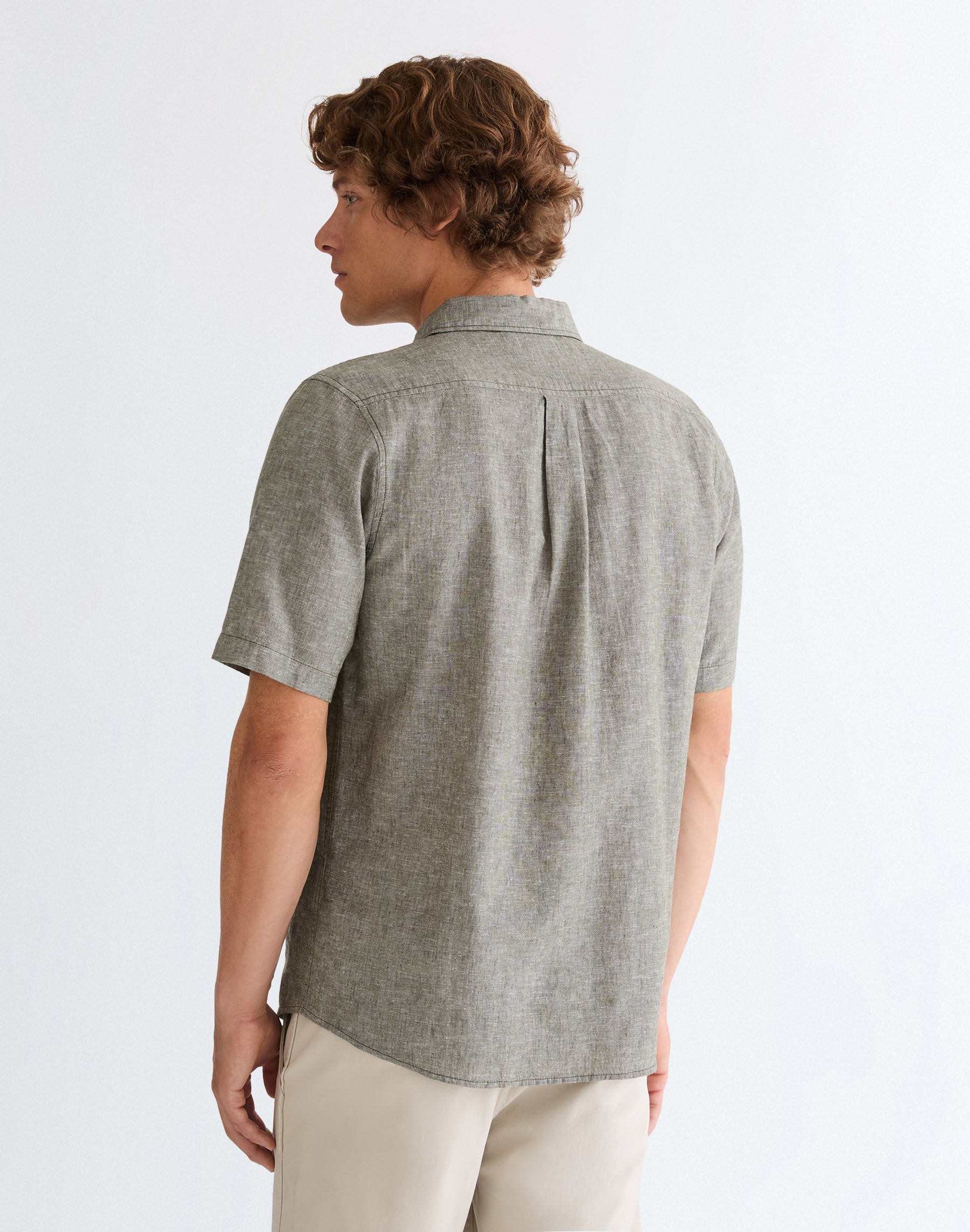 Shortsleeve 1 Pocket Shirt in Deep Depths Hemden Wrangler