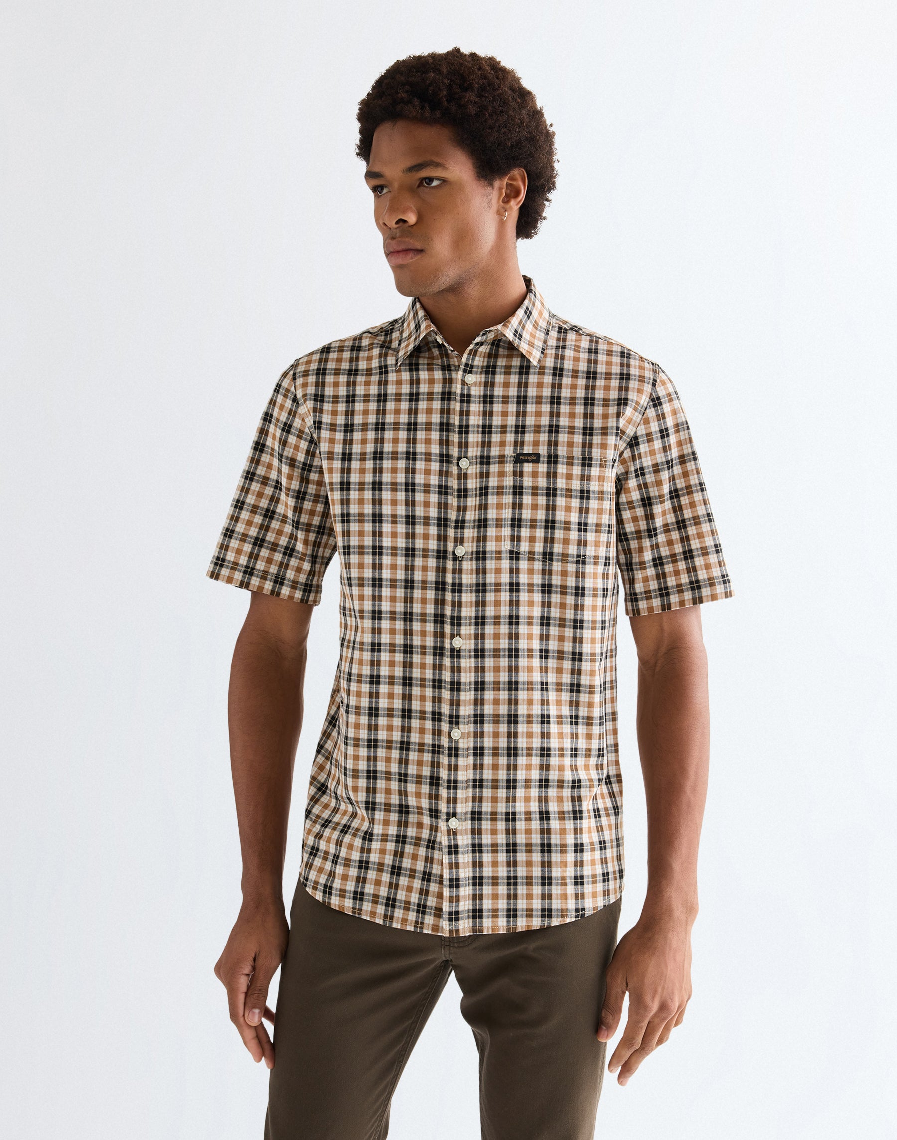 Shortsleeve 1 Pocket Shirt in Golden Wheat Hemden Wrangler