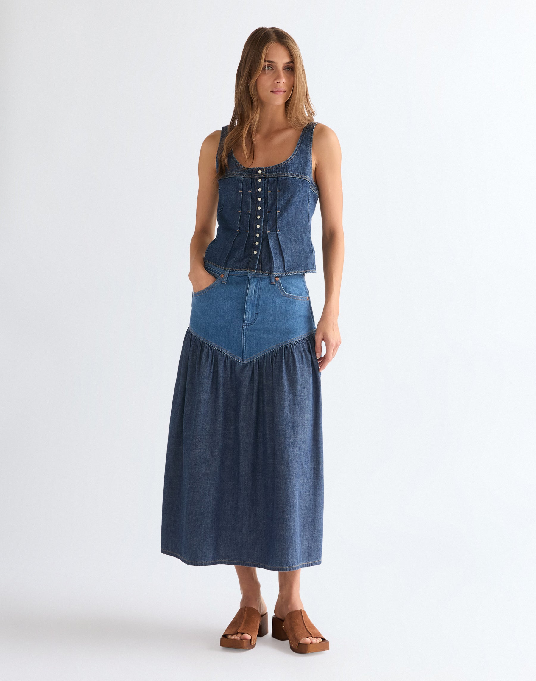 Basque Waist Skirt in Lone Rider Röcke Wrangler