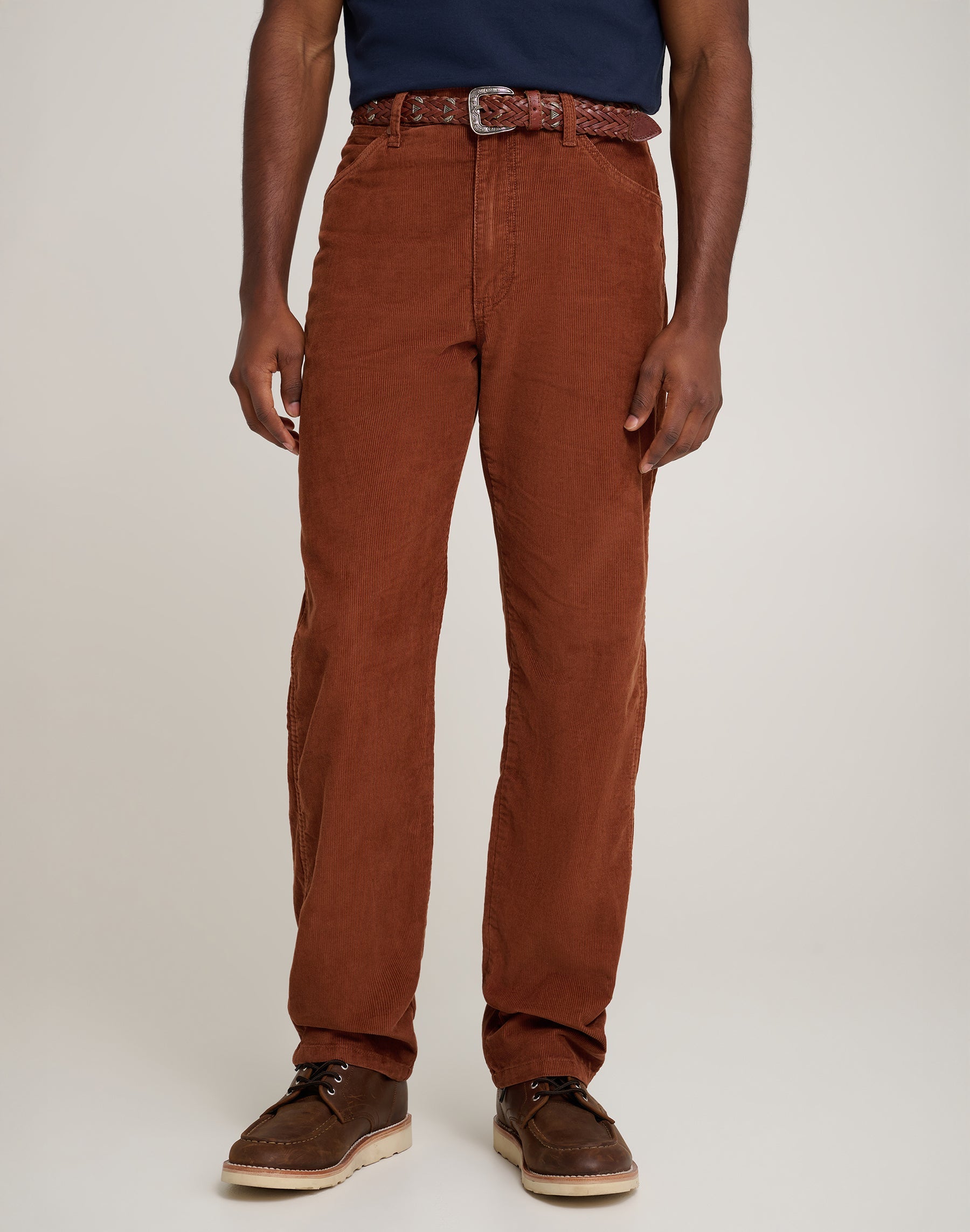 13Mwz in Brown Hosen Wrangler