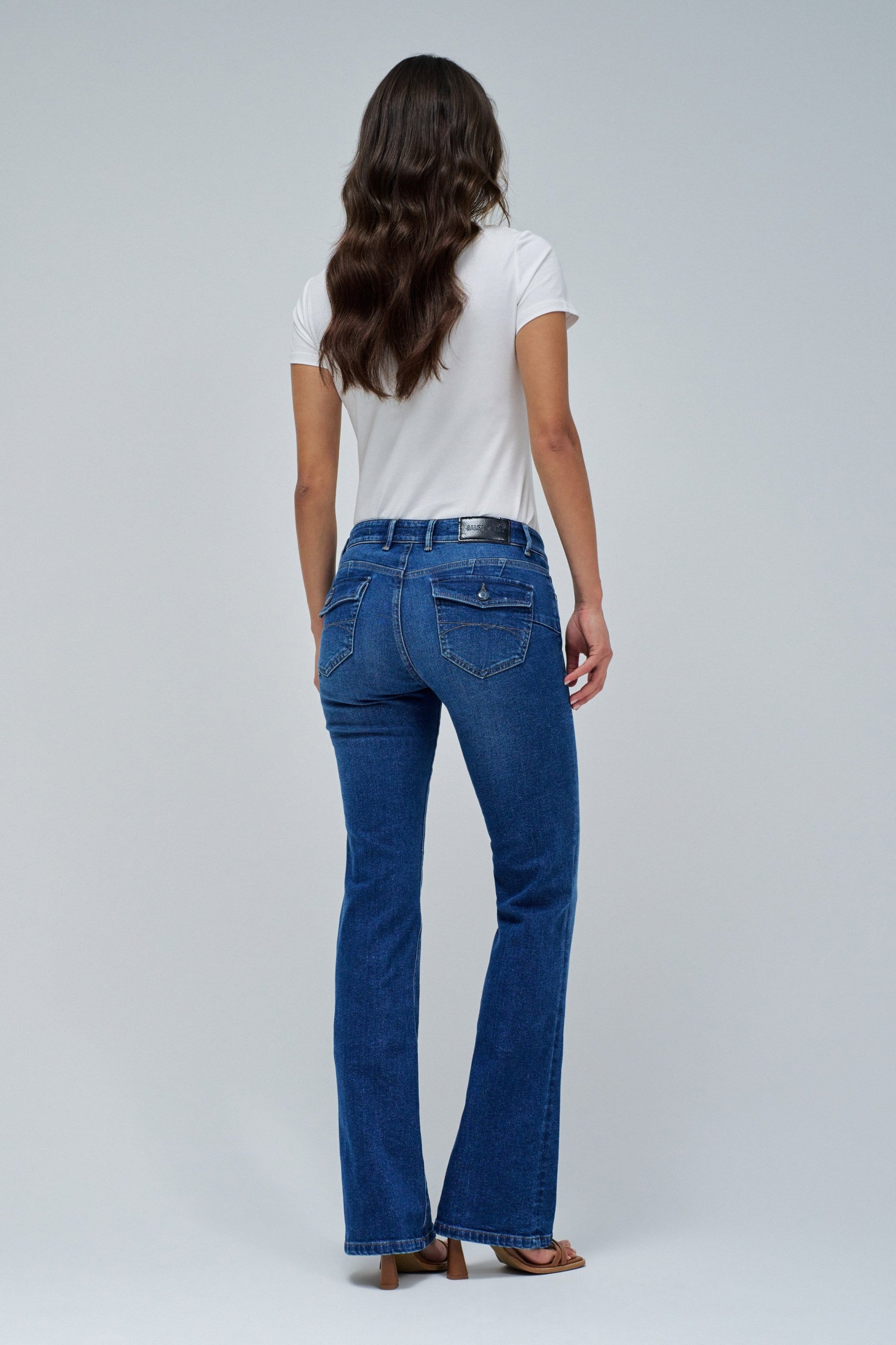 Wonder Bootcut Back Pockets in Medium Light Jeans Salsa Jeans