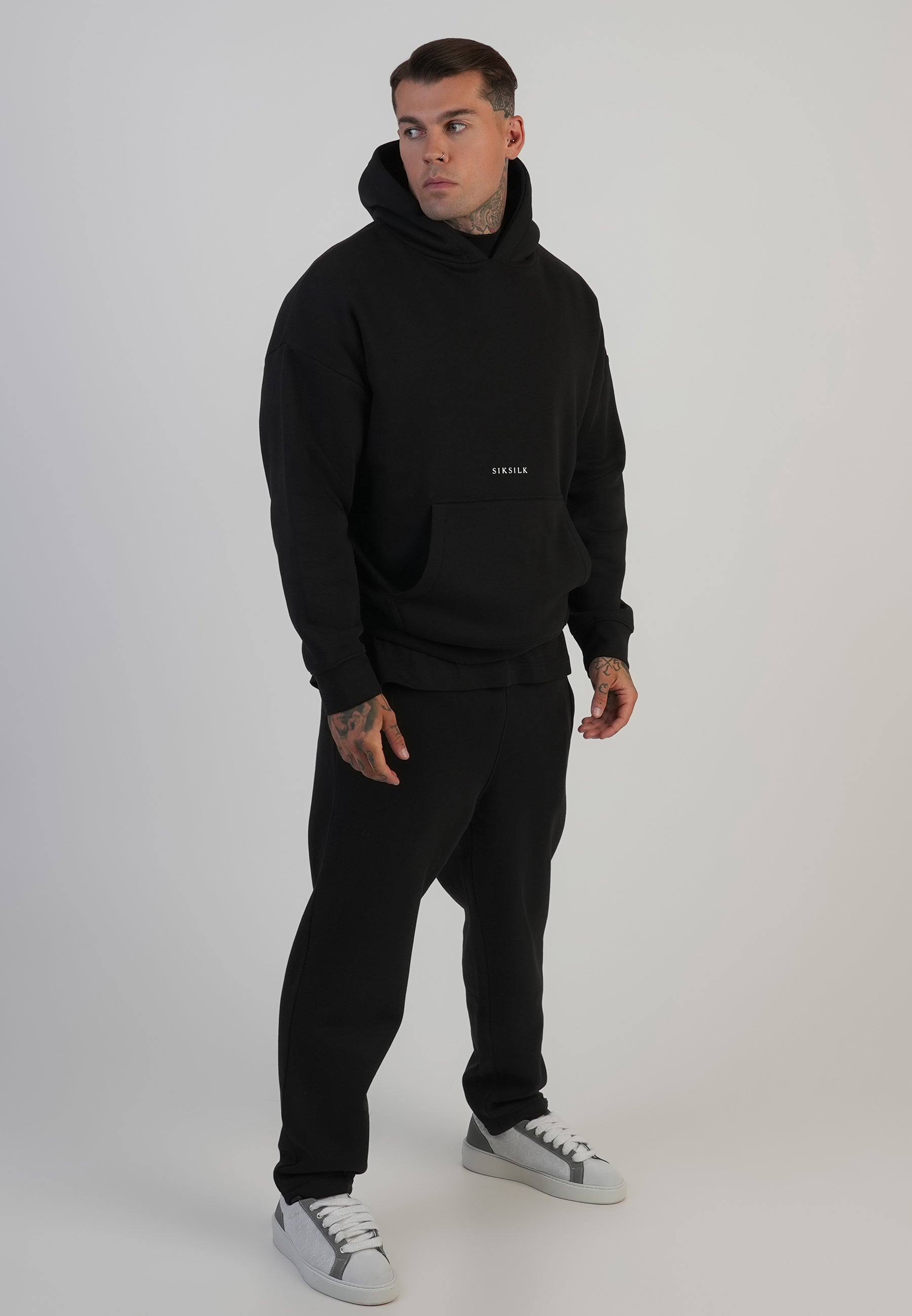 Graphic Hoodie in Black Kapuzenpullover SikSilk
